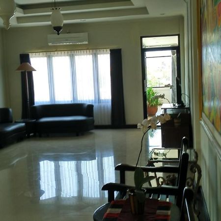 Maxi Hotel Kedonganan Jimbaran  Exterior photo